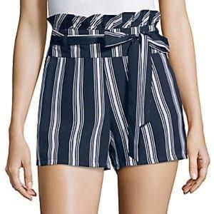 Walter Baker Sarafina Short W2688